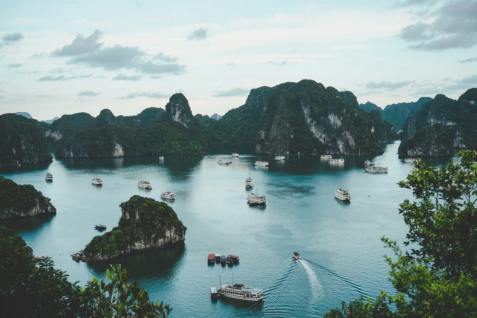 Các nước tăng cường trao đổi về an ninh và phát triển
